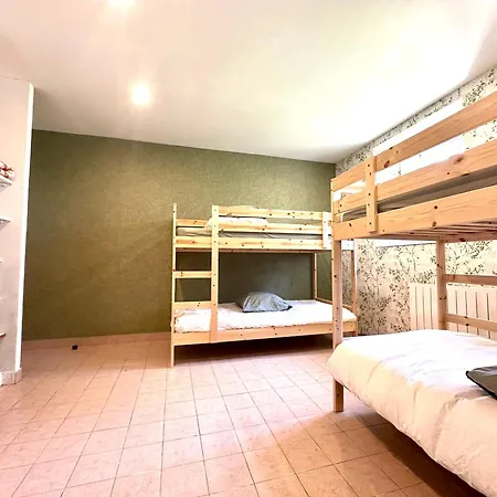 La Bastide En Margeride Bed & Breakfast 3*